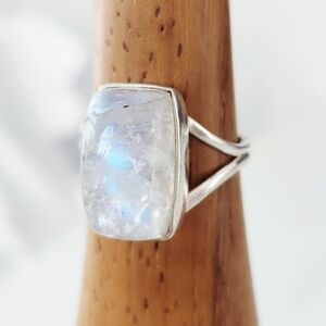 Vintage Sterling Silver Moonstone Ring